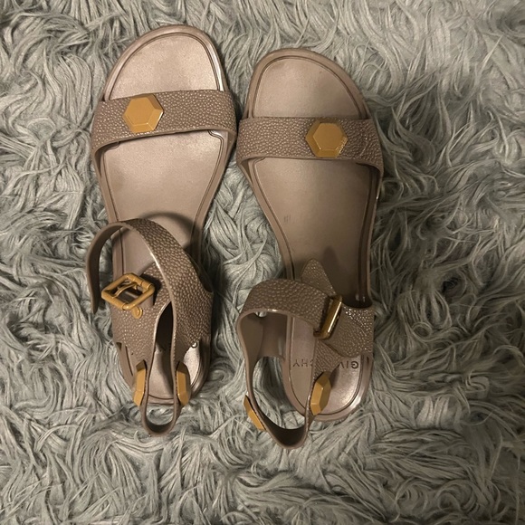 Beautiful givenchy gladiator sandals very good condition - Picture 3 of 7
